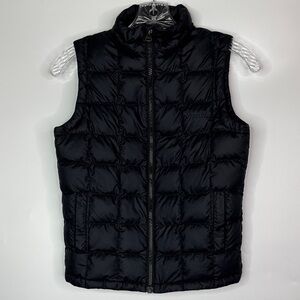 Marmot Navy Blue Quilt Lined Puffer Vest Youth Medium